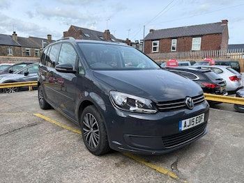 2015 (15) - 1.6 TDI 105 BlueMotion Tech SE 5dr