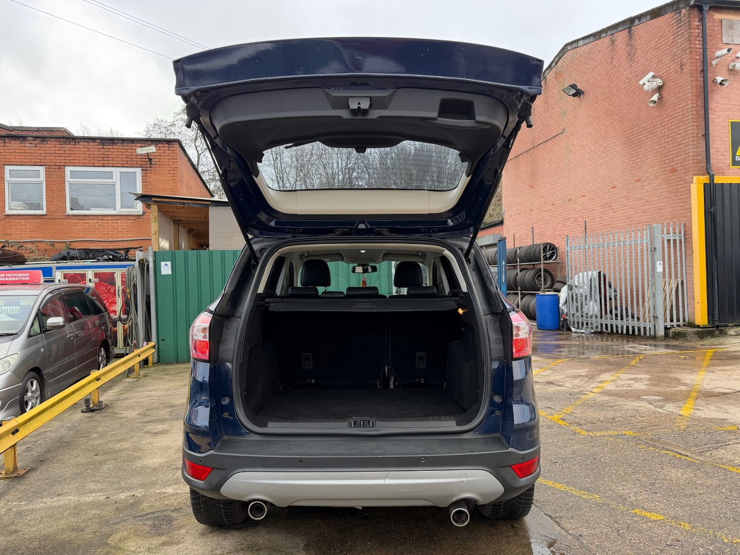 Used Ford Kuga 2017 for sale - 77311396: Photo 17