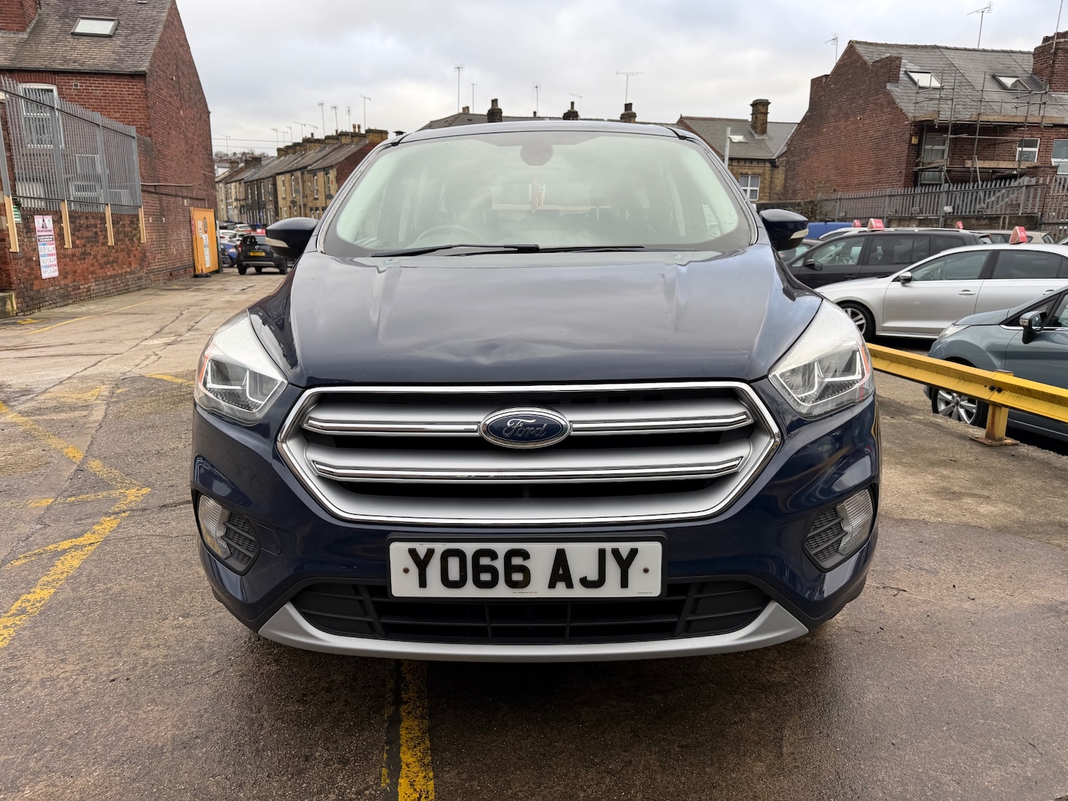 Used Ford Kuga 2017 for sale - 77311396: Photo 2