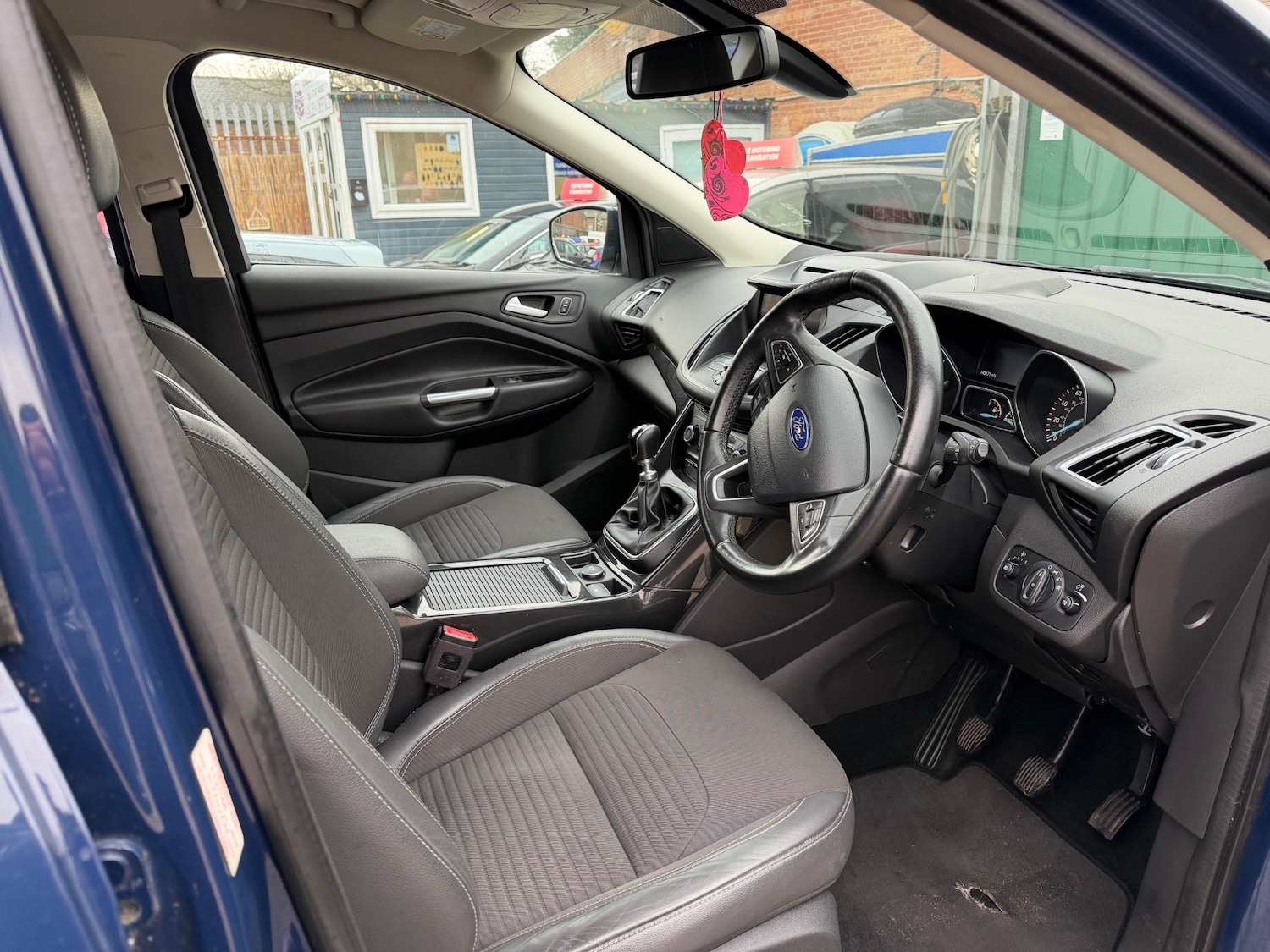 Used Ford Kuga 2017 for sale - 77311396: Photo 9