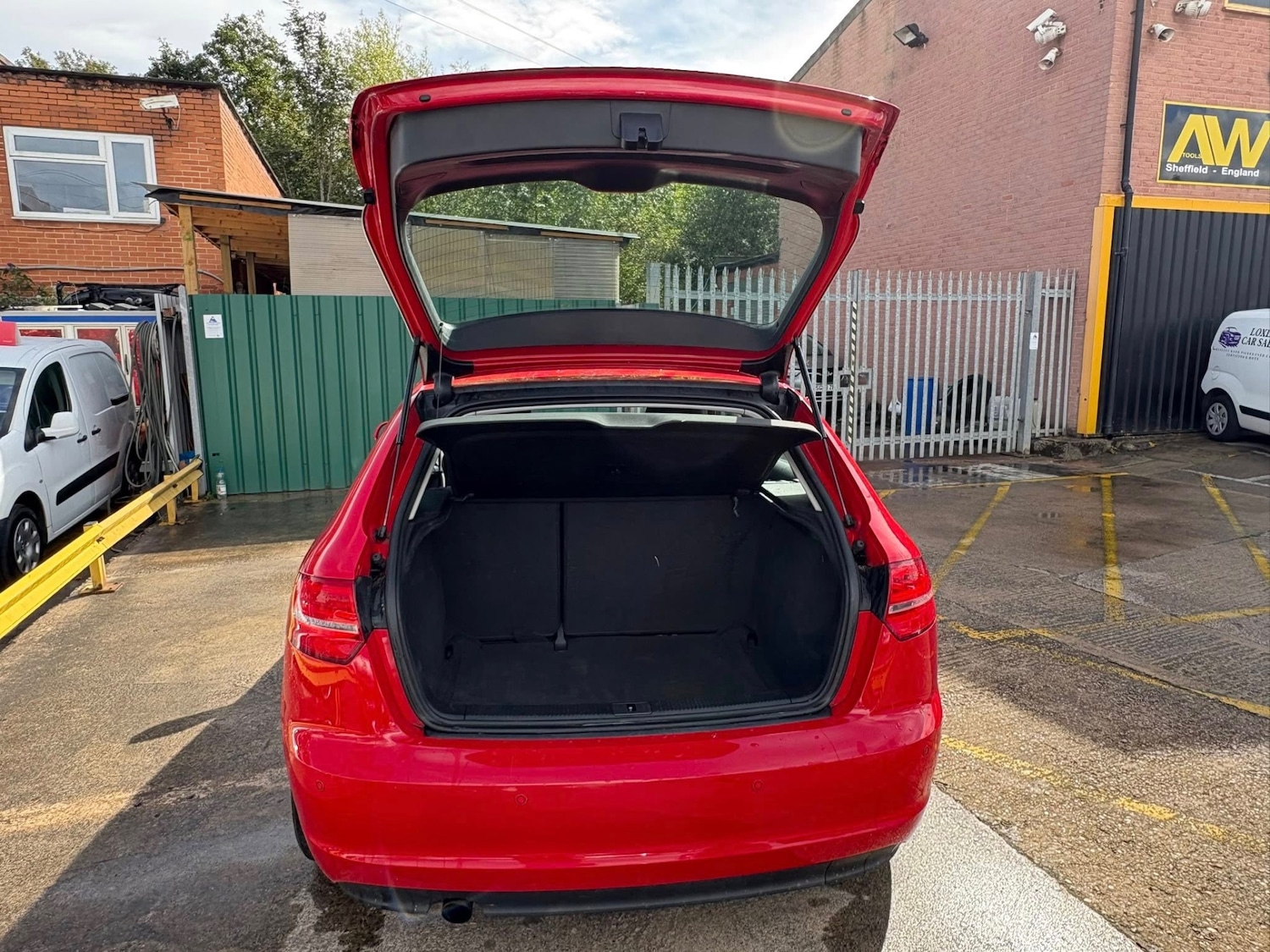 Used Audi A3 2011 for sale - 76748284: Photo 16