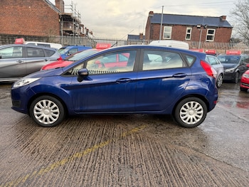 Used Ford Fiesta 2017 for sale - 77179790: Photo