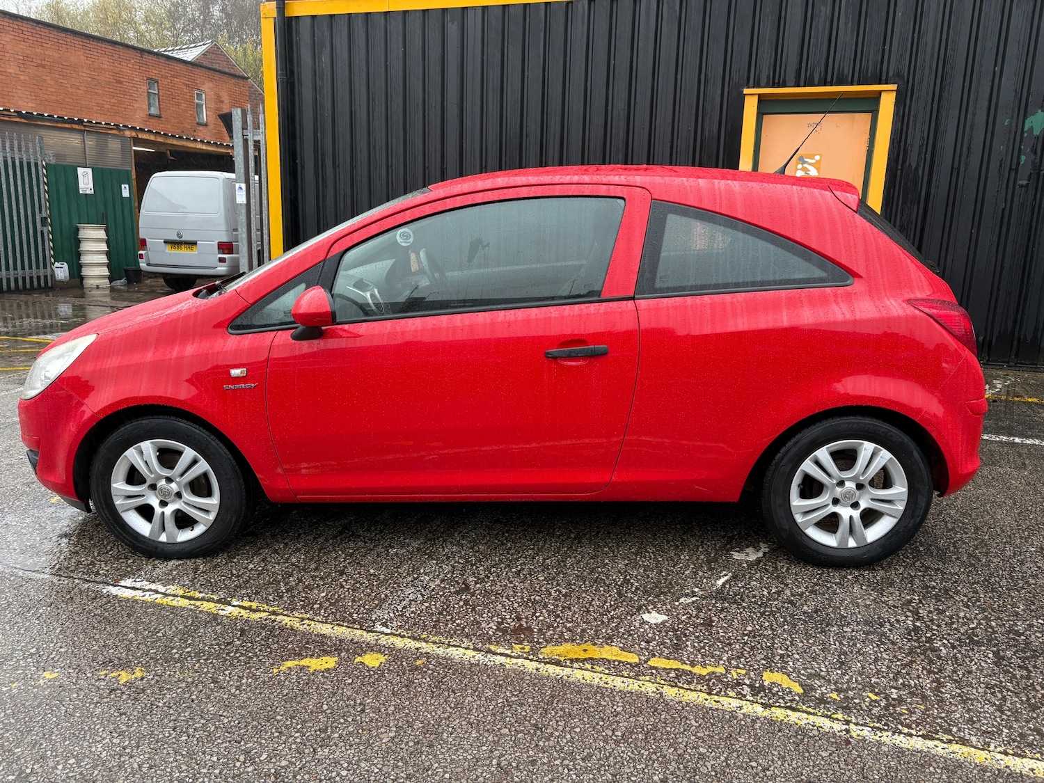 Used Vauxhall Corsa 2010 for sale - 76588875: Photo 4
