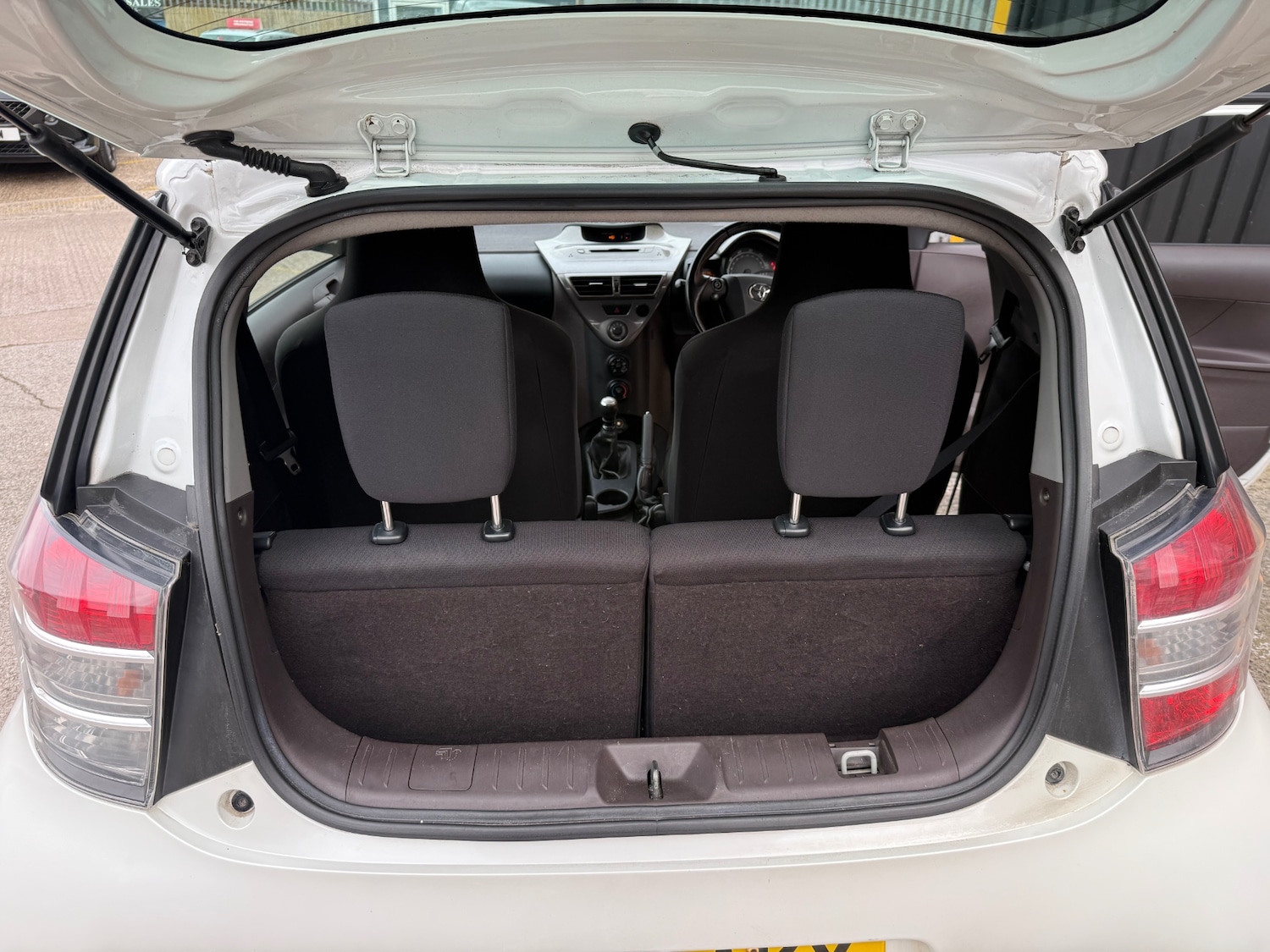 Used Toyota IQ 2010 for sale - 76218945: Photo 10