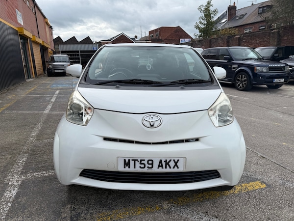 Used Toyota IQ 2010 for sale - 76218945: Photo 2