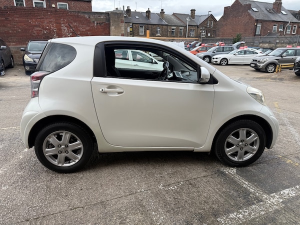Used Toyota IQ 2010 for sale - 76218945: Photo 8