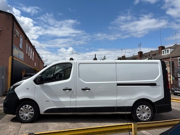Used Vauxhall Vivaro 2015 for sale - 75488750: Photo