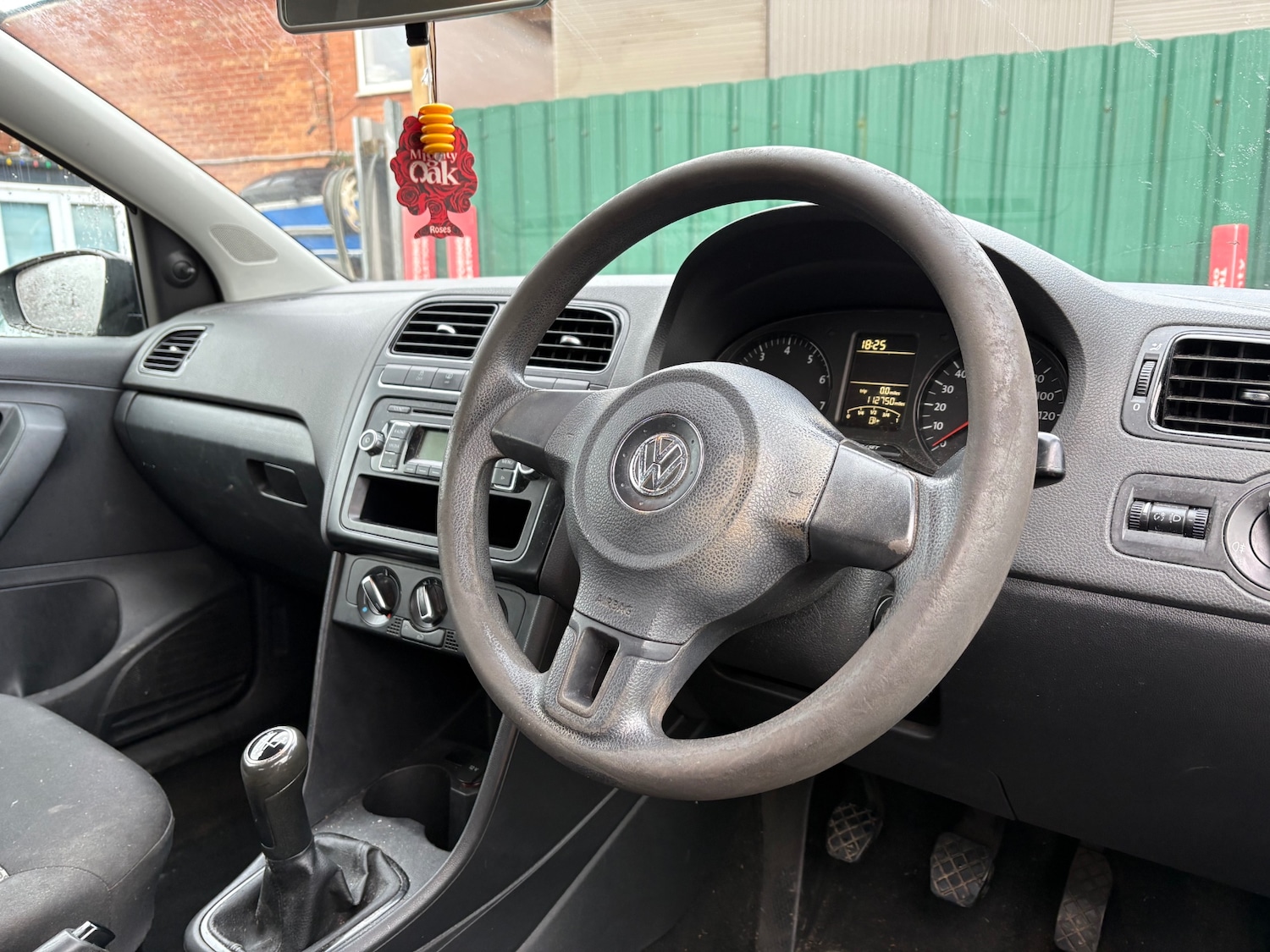 Used Volkswagen Polo 2010 for sale - 77023204: Photo 13