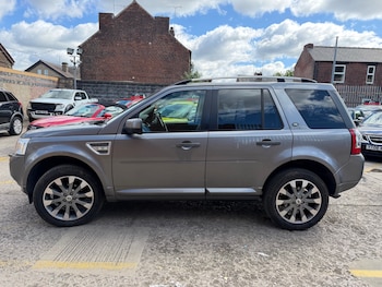 Used Land Rover Freelander 2010 for sale - 78618307: Photo