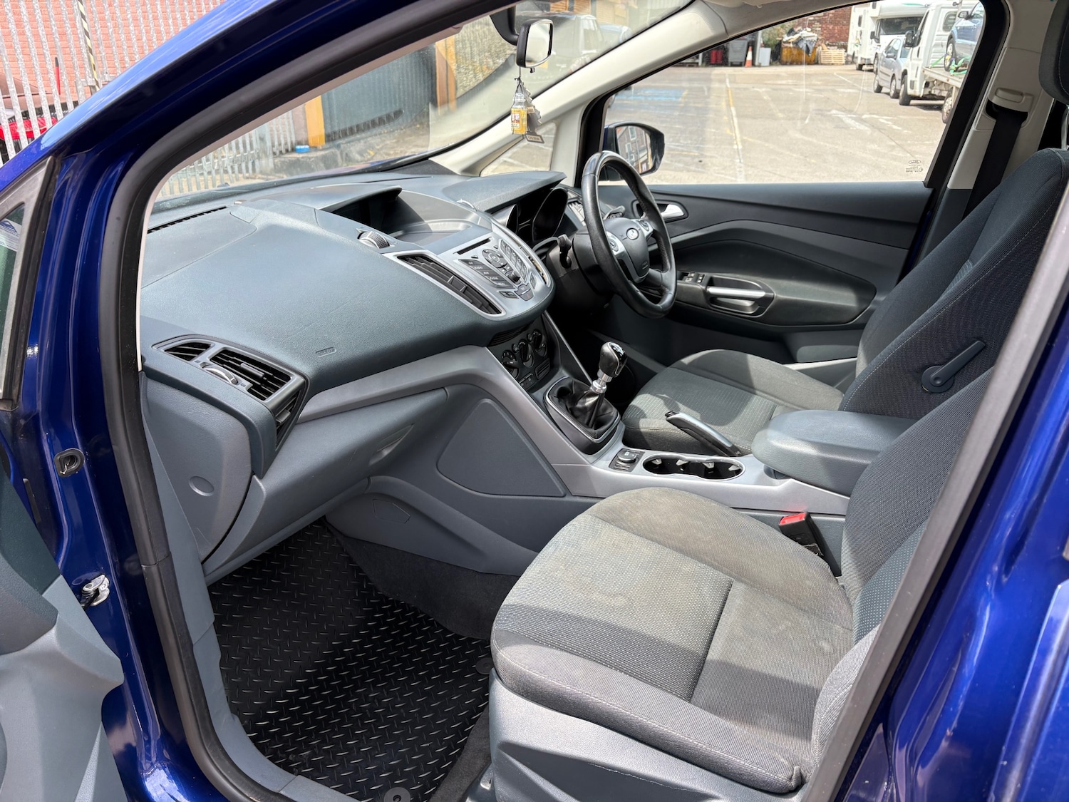 Used Ford Grand C-Max 2015 for sale - 75157306: Photo 11