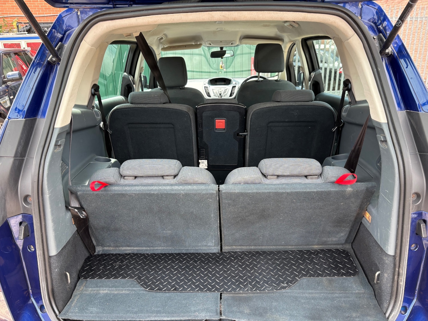 Used Ford Grand C-Max 2015 for sale - 75157306: Photo 16