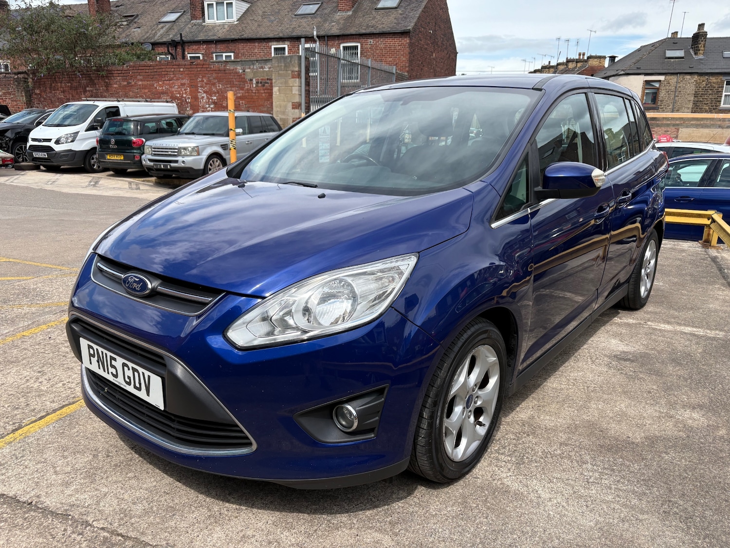 Used Ford Grand C-Max 2015 for sale - 75157306: Photo 3