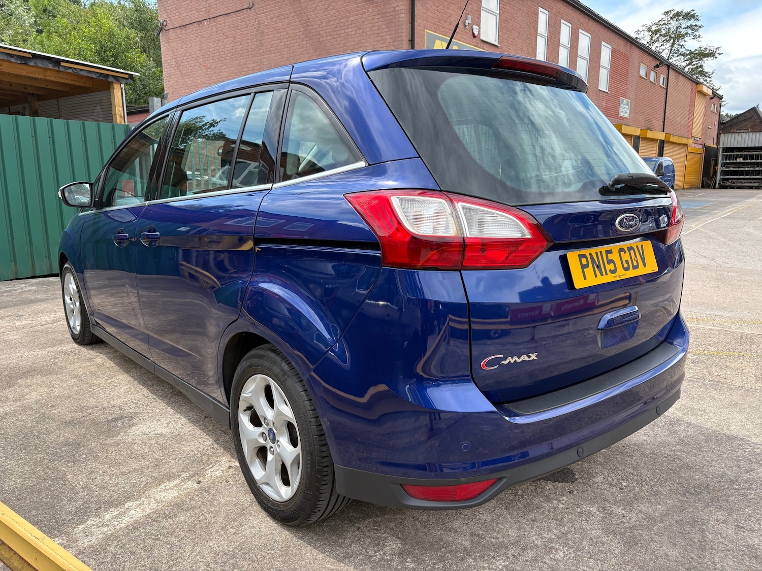 Used Ford Grand C-Max 2015 for sale - 75157306: Photo 5