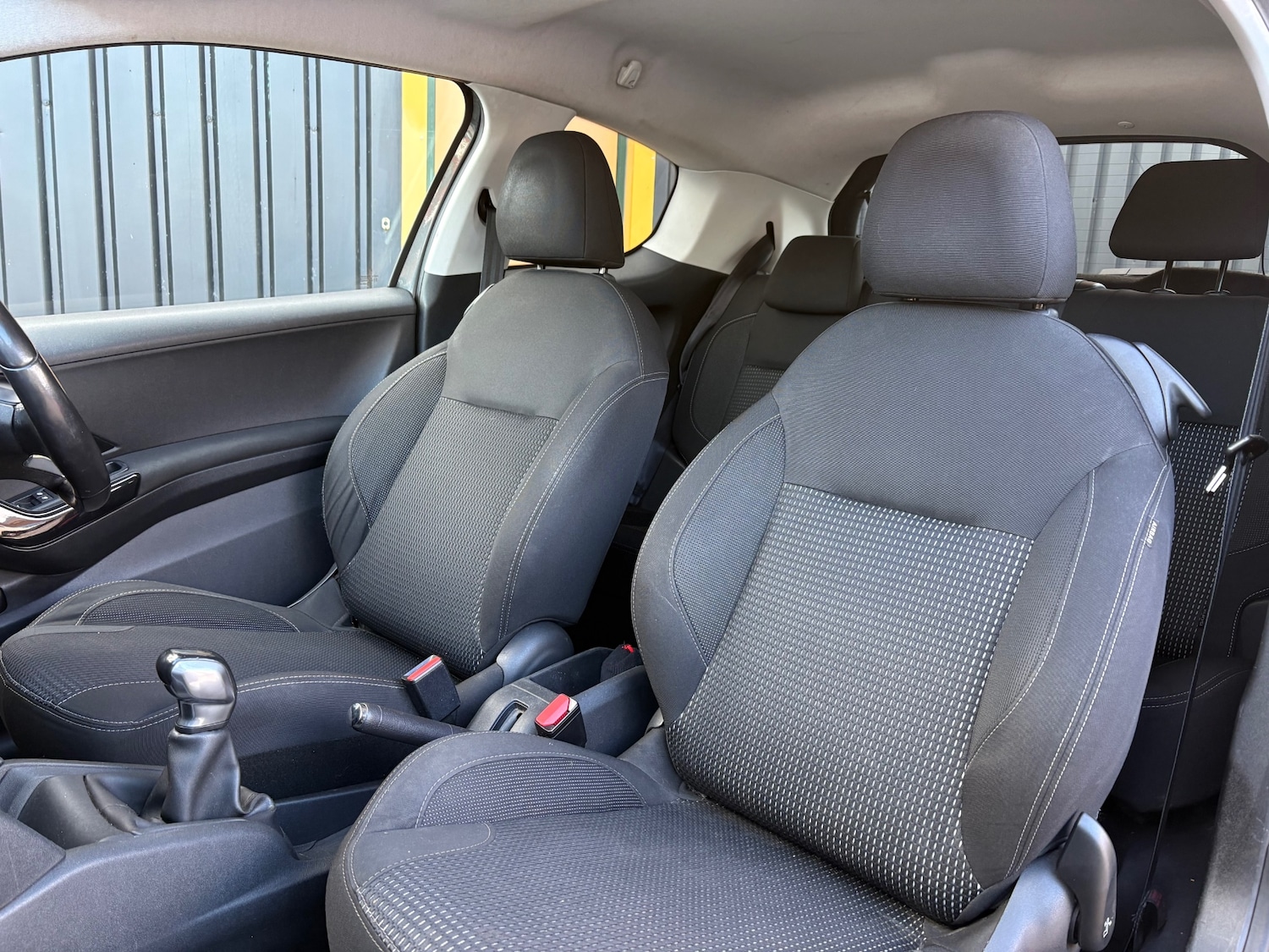 Used Peugeot 208 2016 for sale - 76436428: Photo 11