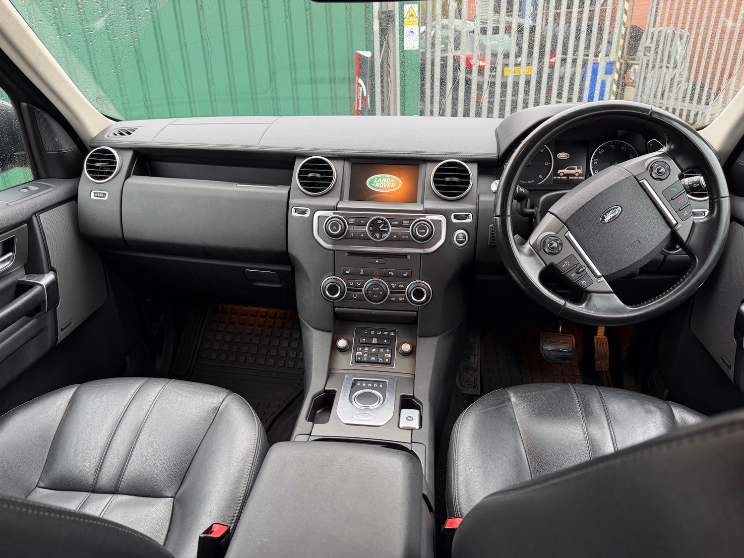 Used Land Rover Discovery 2016 for sale - 77492980: Photo 13