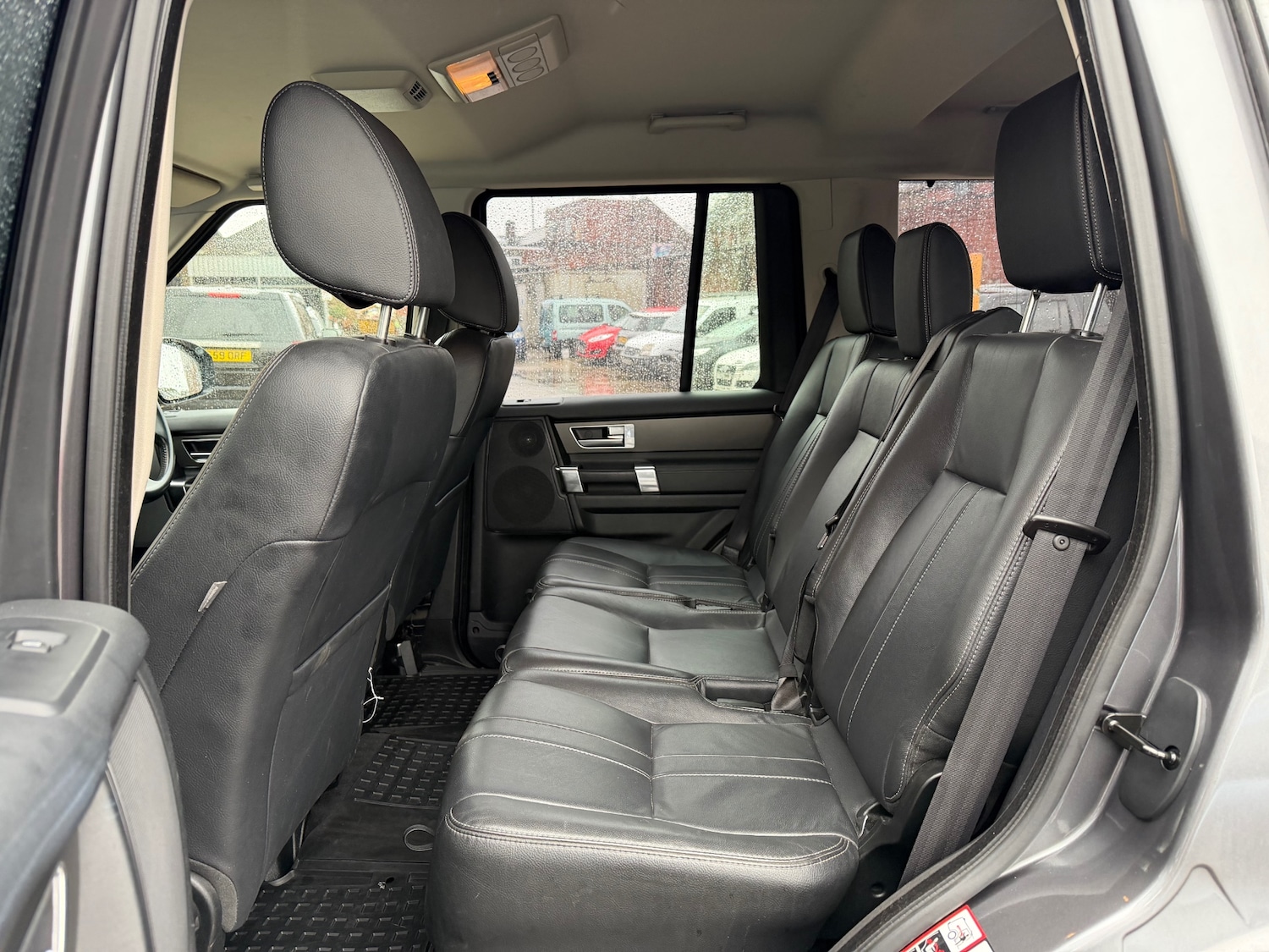 Used Land Rover Discovery 2016 for sale - 77492980: Photo 16