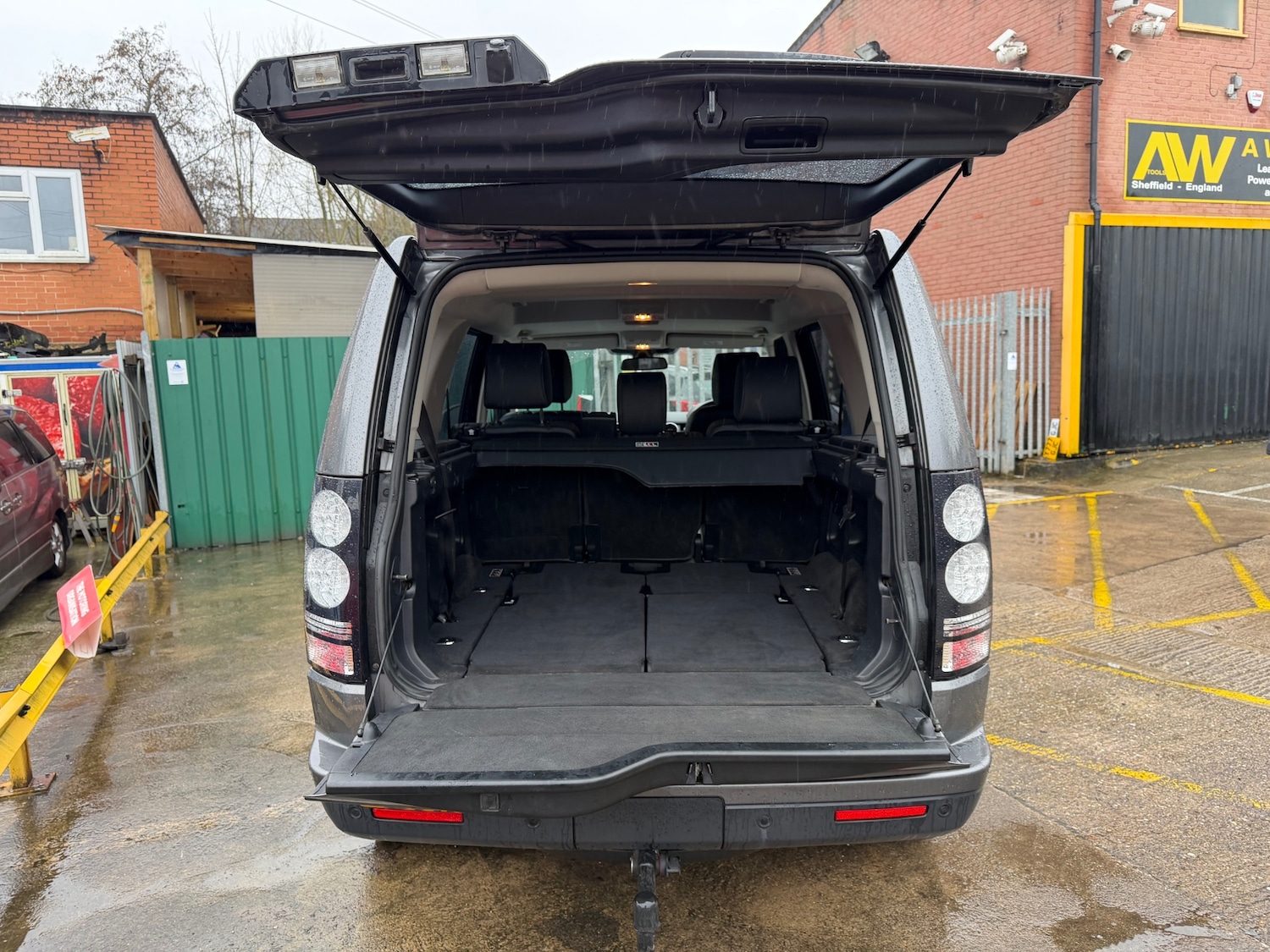 Used Land Rover Discovery 2016 for sale - 77492980: Photo 18