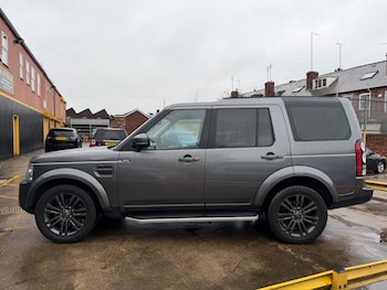 Used Land Rover Discovery 2016 for sale - 77492980: Photo