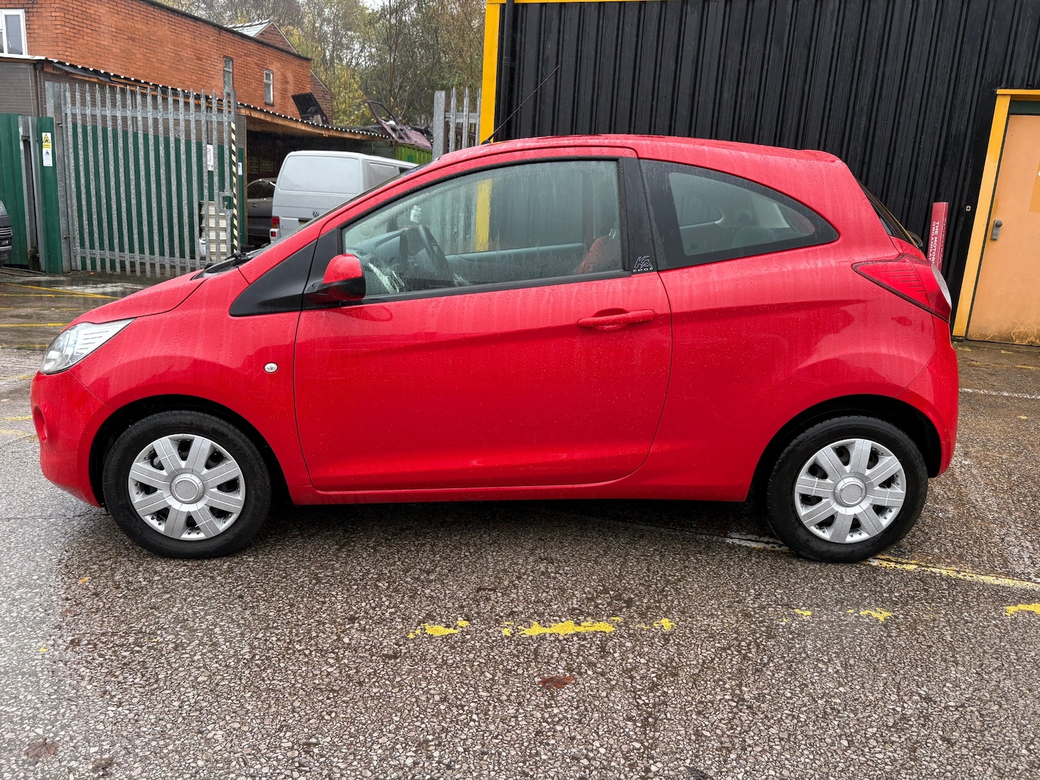 Used Ford Ka 2015 for sale - 76588889: Photo 4