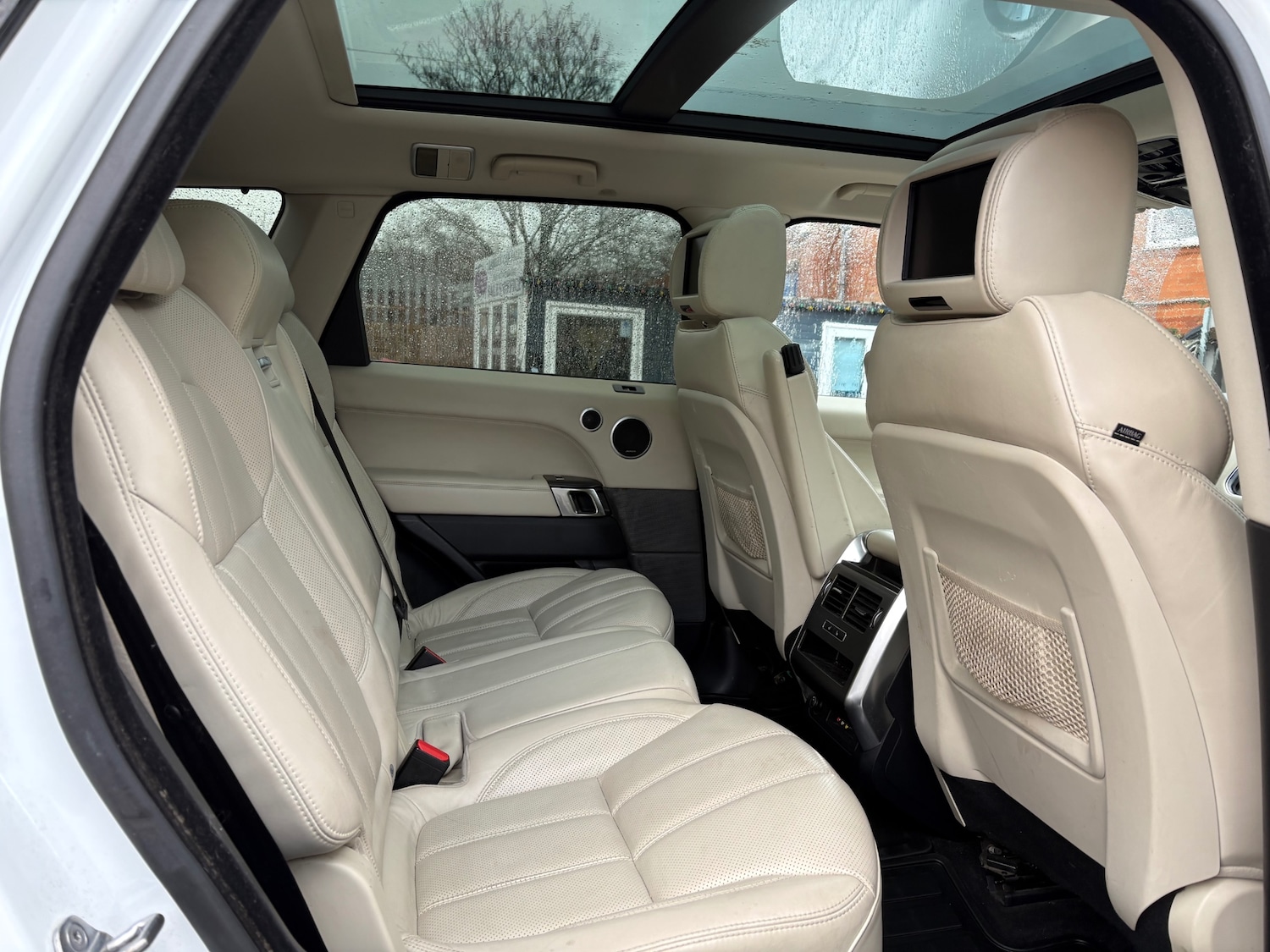 Used Land Rover Range Rover Sport 2014 for sale - 76853896: Photo 16