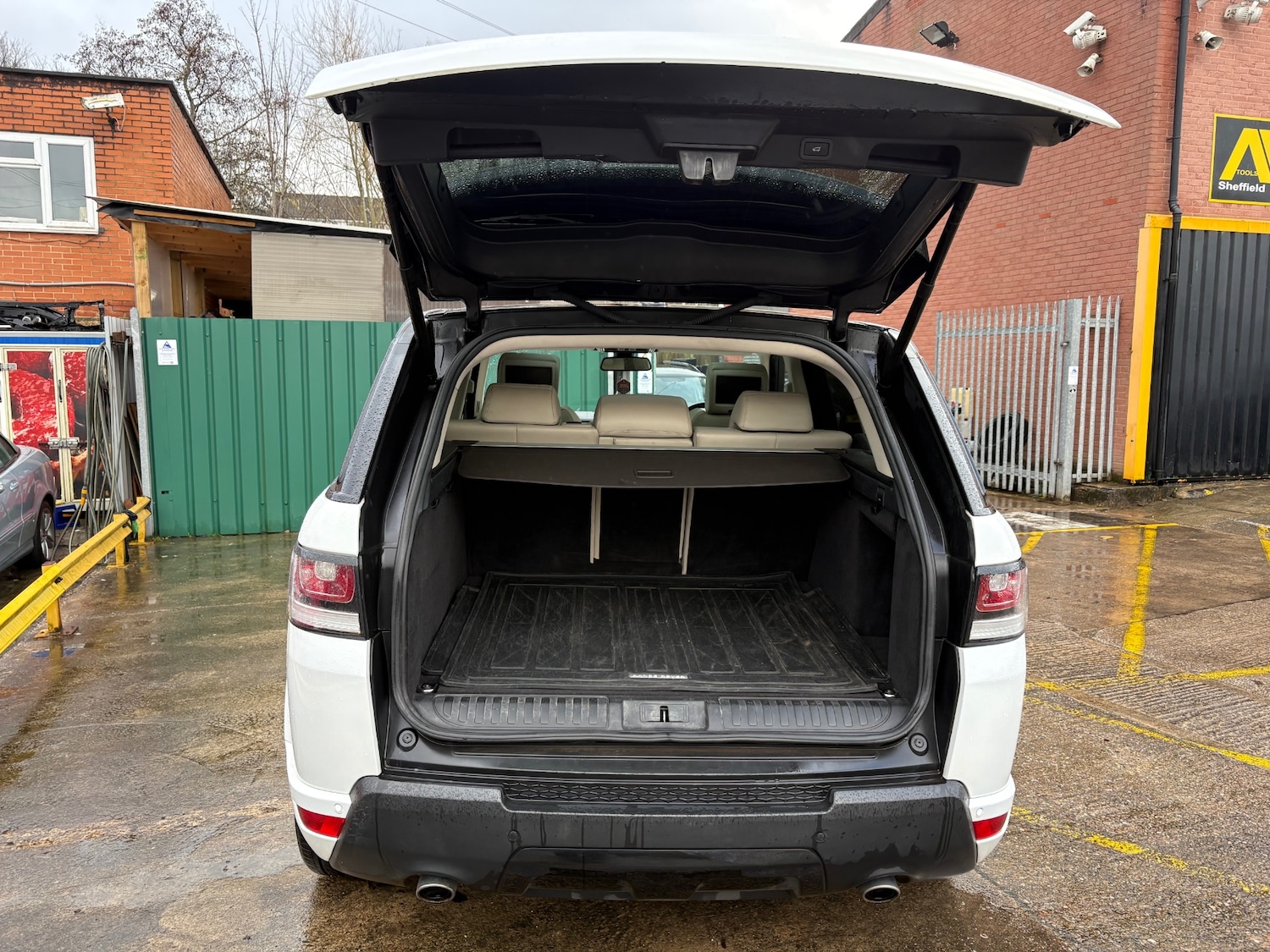 Used Land Rover Range Rover Sport 2014 for sale - 76853896: Photo 19