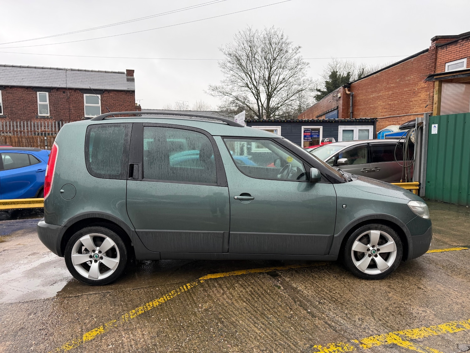 Used Skoda Roomster 2012 for sale - 77517175: Photo 9