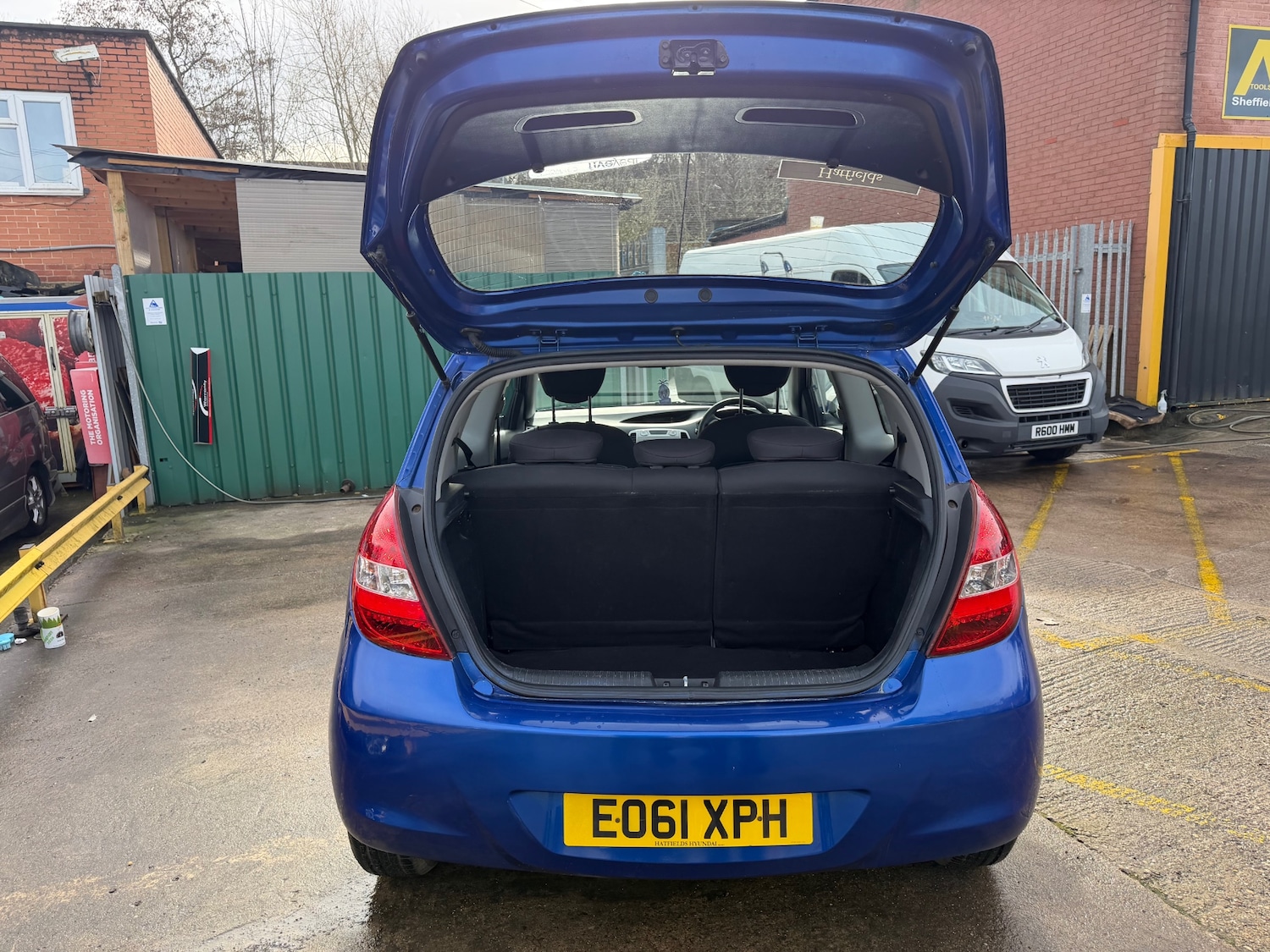 Used Hyundai i20 2011 for sale - 77640620: Photo 15