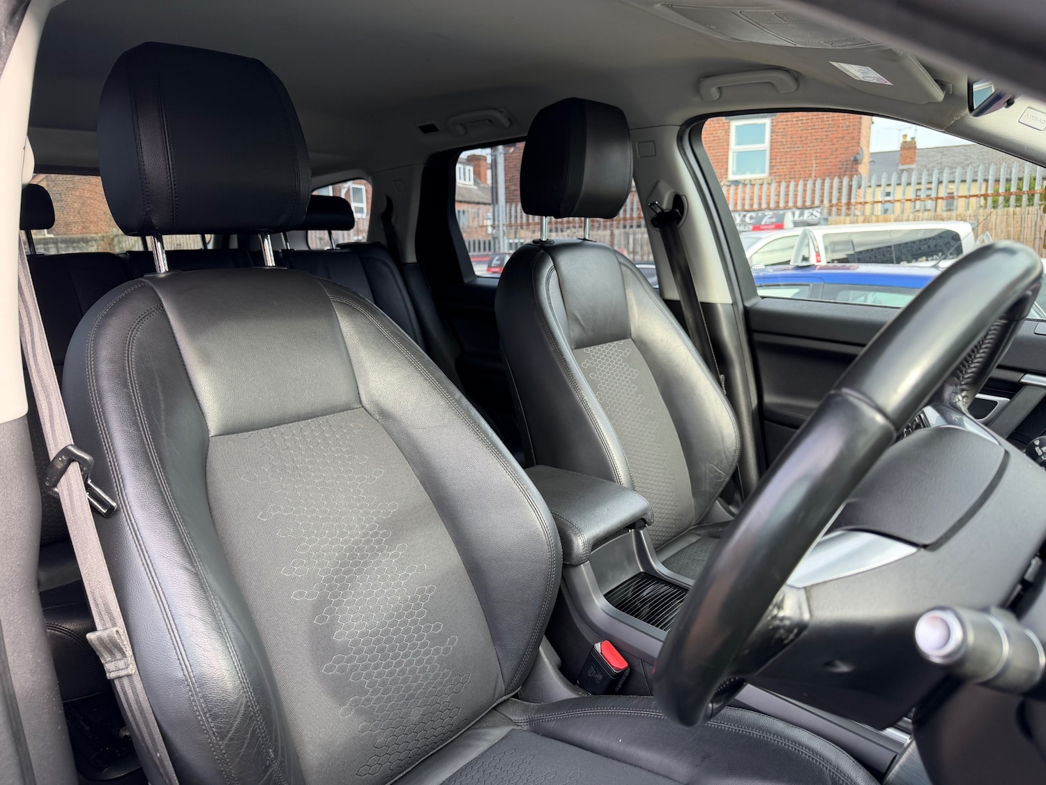 Used Land Rover Discovery Sport 2015 for sale - 77629905: Photo 10