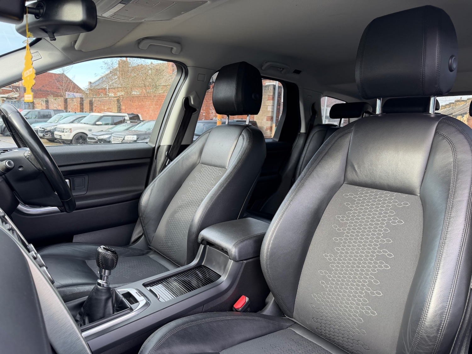 Used Land Rover Discovery Sport 2015 for sale - 77629905: Photo 12