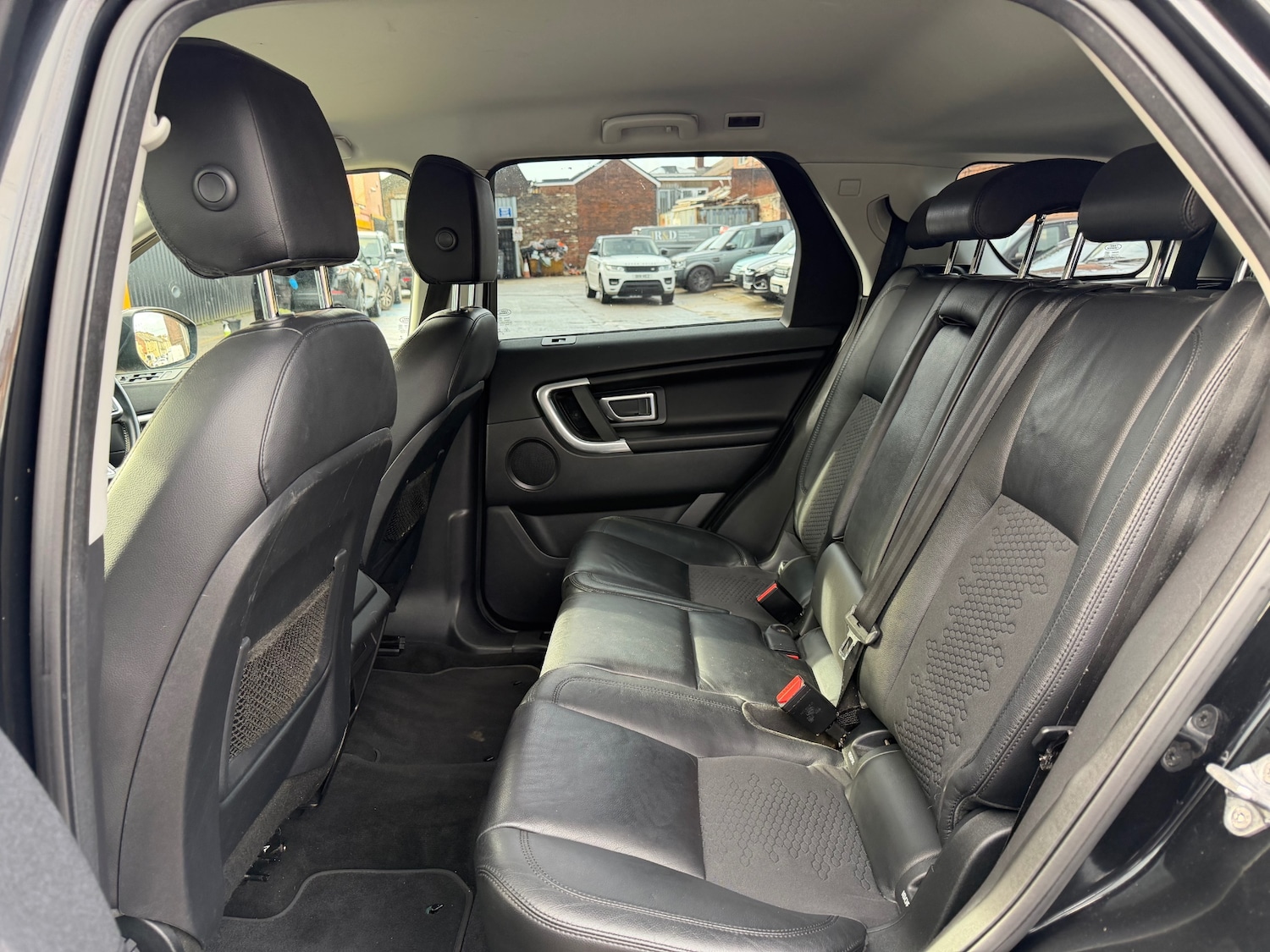 Used Land Rover Discovery Sport 2015 for sale - 77629905: Photo 17