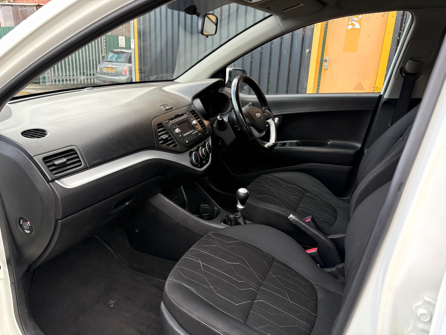 Used Kia Picanto 2014 for sale - 76534315: Photo 11