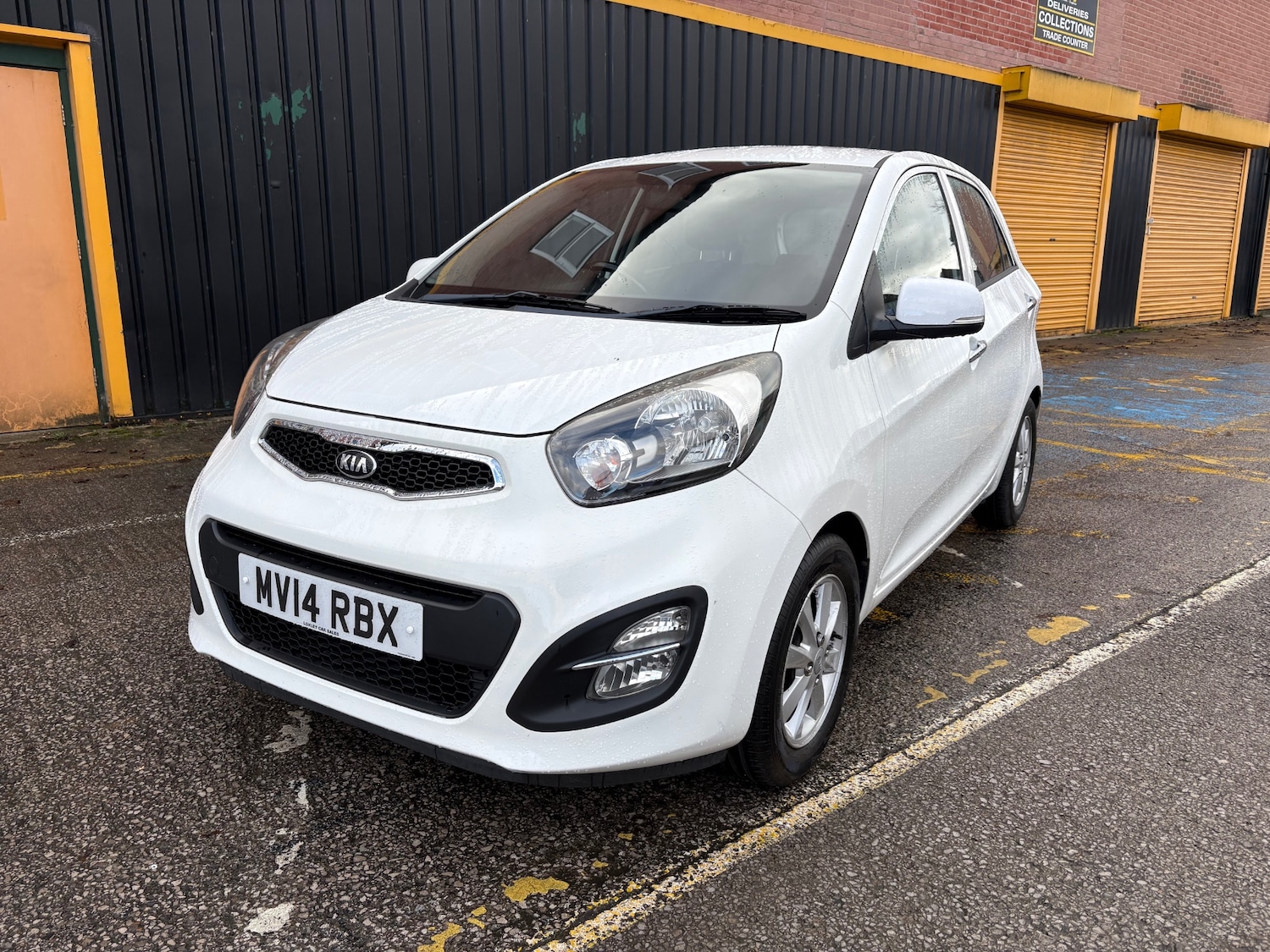 Used Kia Picanto 2014 for sale - 76534315: Photo 3