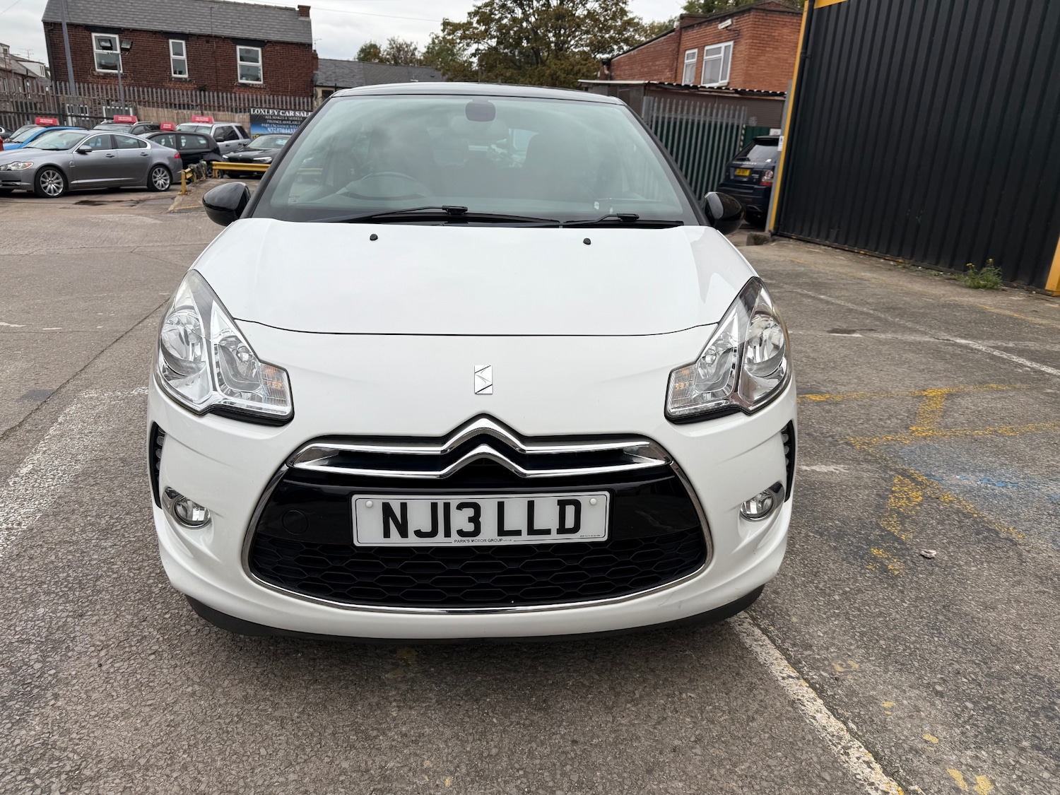 Used Citroen DS3 2013 for sale - 76298929: Photo 2