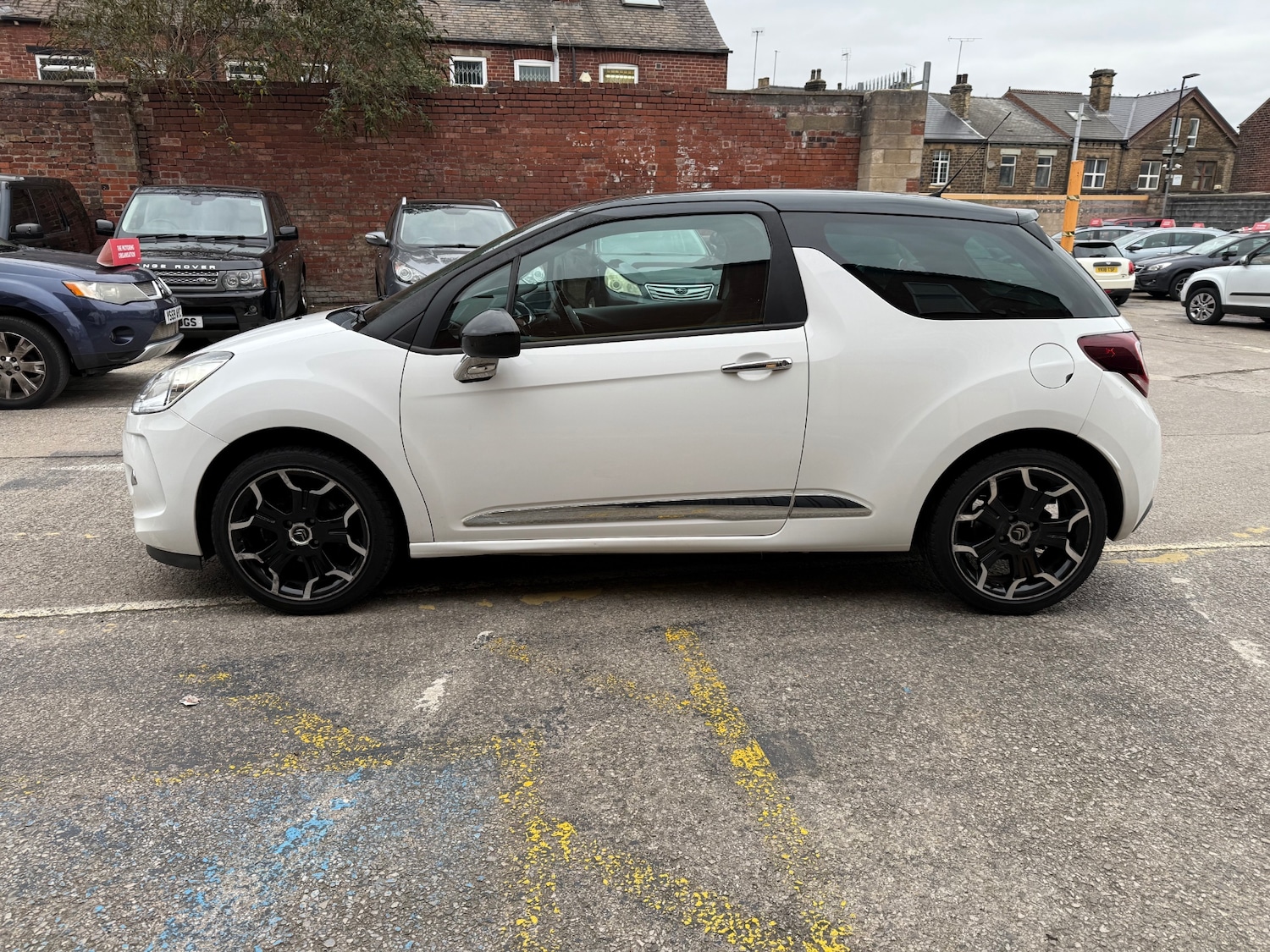 Used Citroen DS3 2013 for sale - 76298929: Photo 4