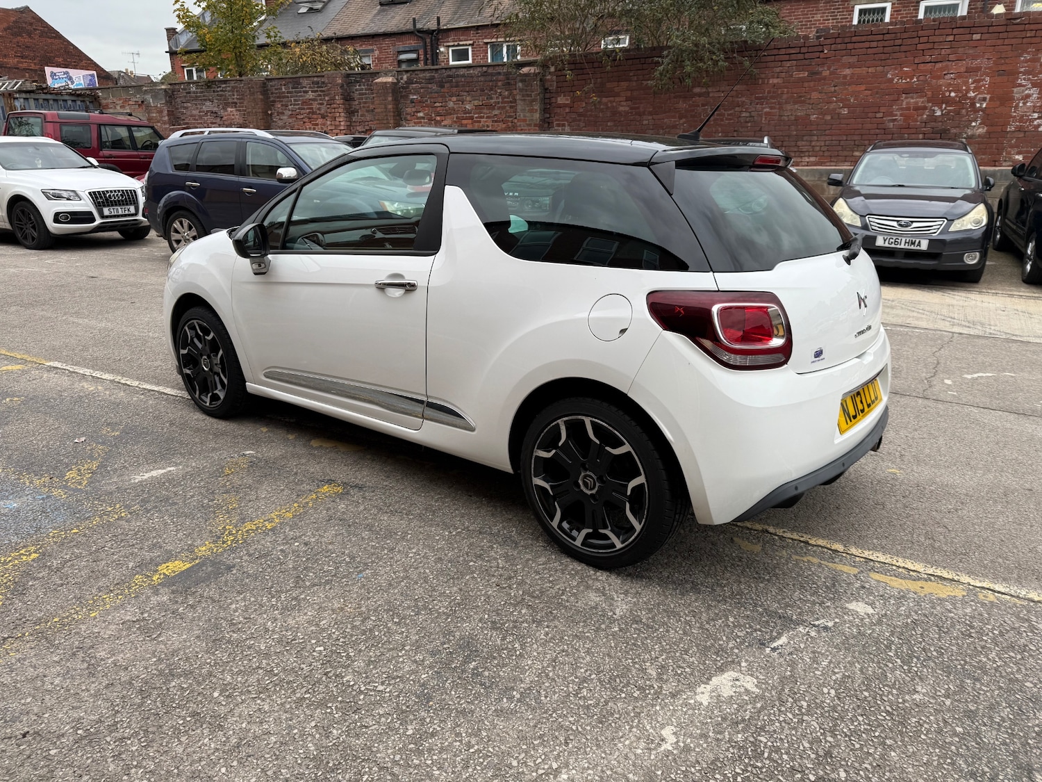 Used Citroen DS3 2013 for sale - 76298929: Photo 5