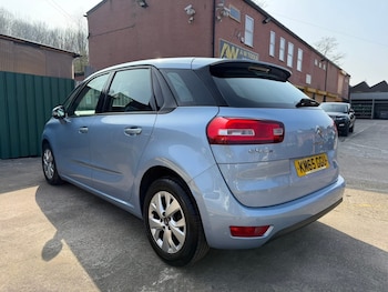 Used Citroen C4 Picasso 2015 for sale - 79138908: Photo