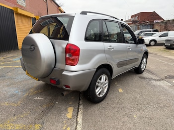 Used Toyota RAV4 2003 for sale - 77068877: Photo