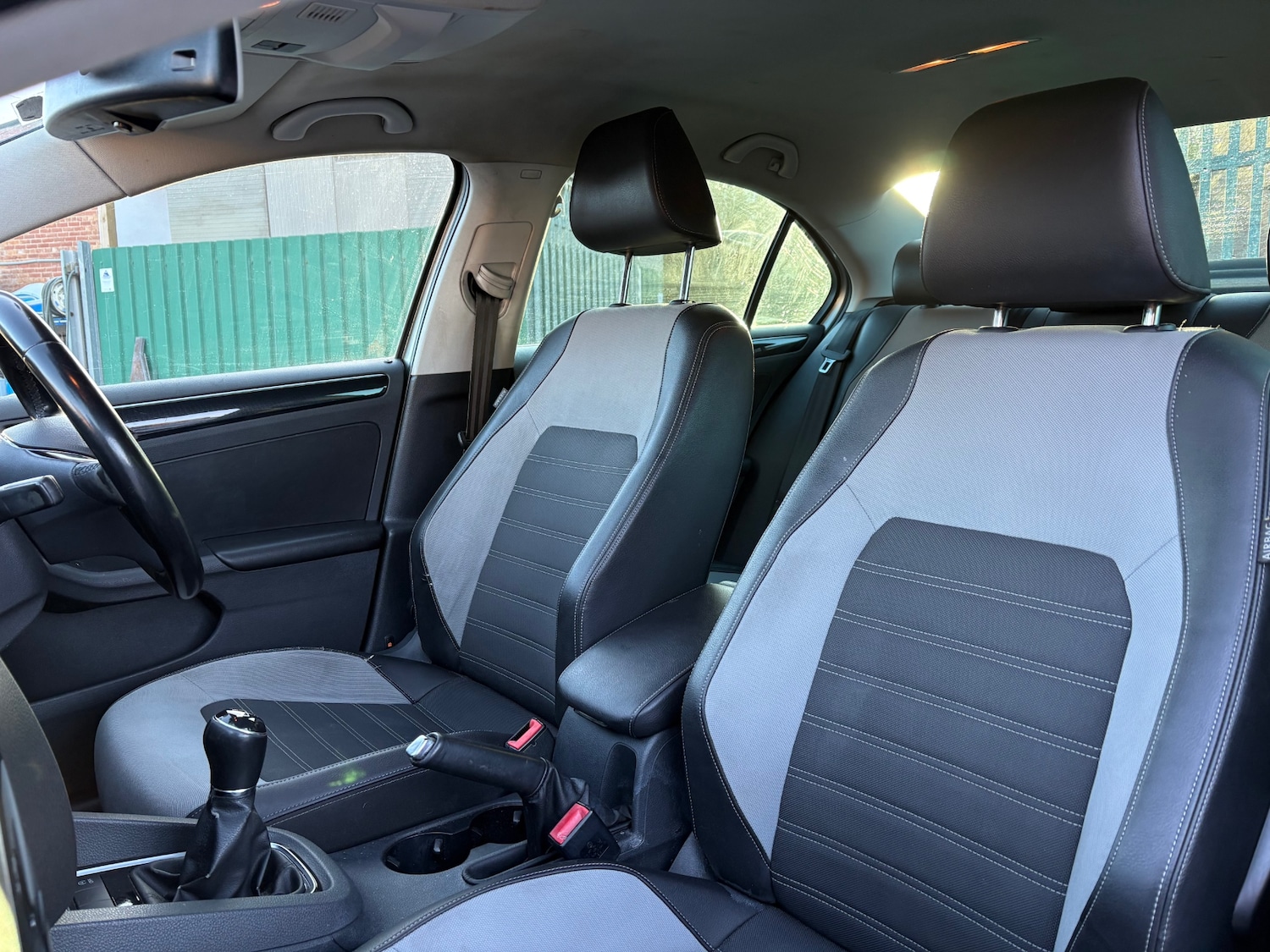 Used Volkswagen Jetta 2015 for sale - 77164708: Photo 12