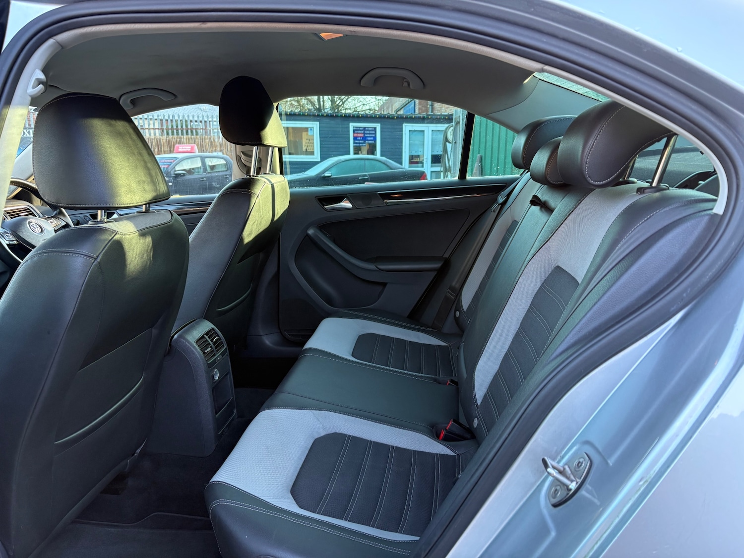 Used Volkswagen Jetta 2015 for sale - 77164708: Photo 16