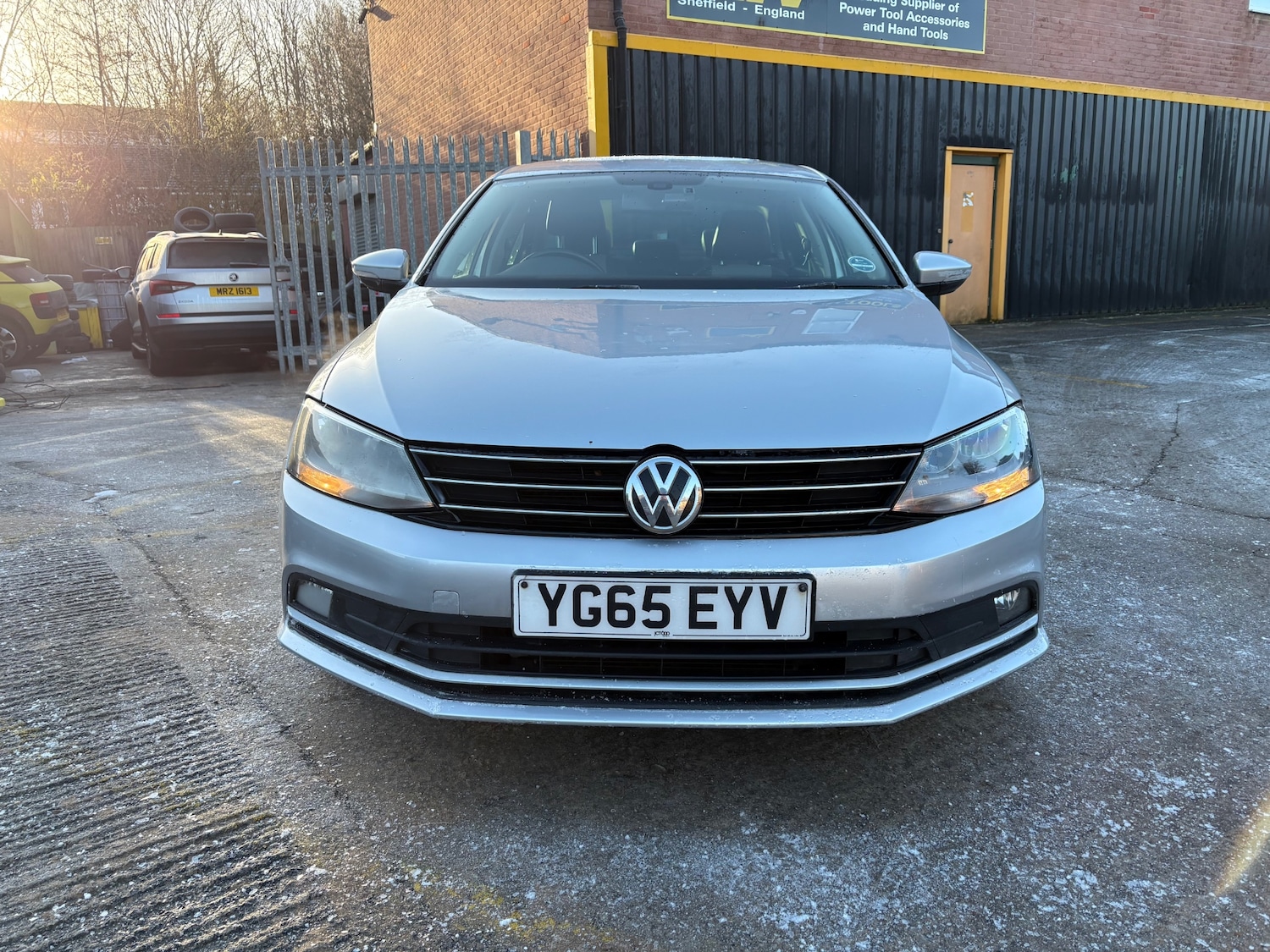 Used Volkswagen Jetta 2015 for sale - 77164708: Photo 2