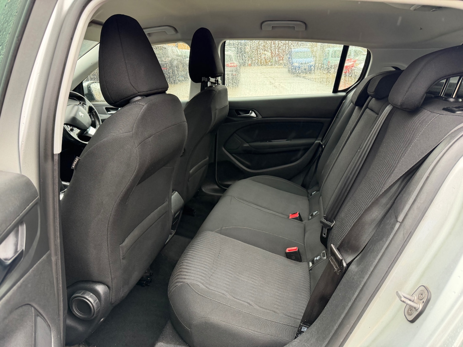 Used Peugeot 308 2014 for sale - 77487109: Photo 16