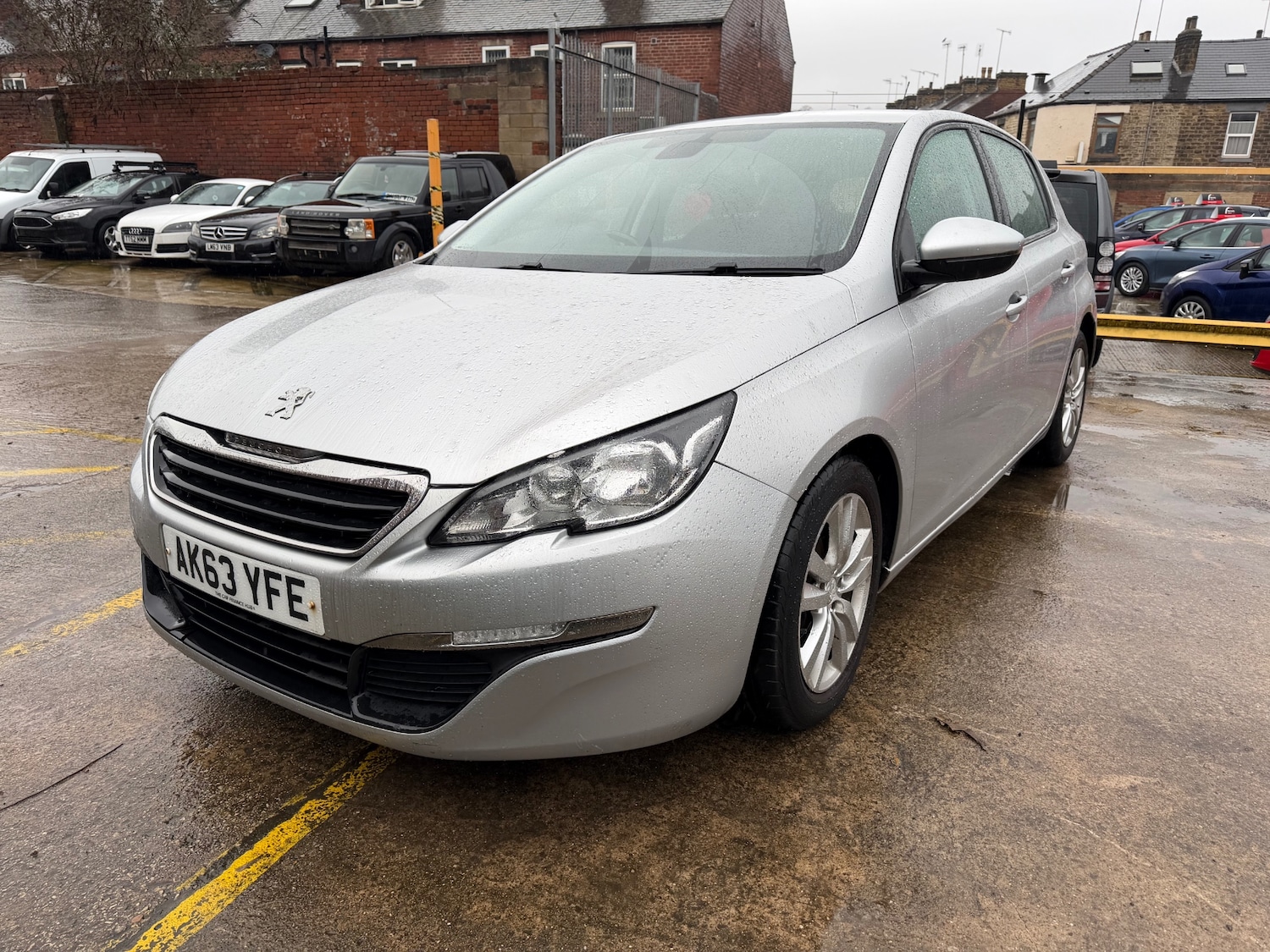 Used Peugeot 308 2014 for sale - 77487109: Photo 3