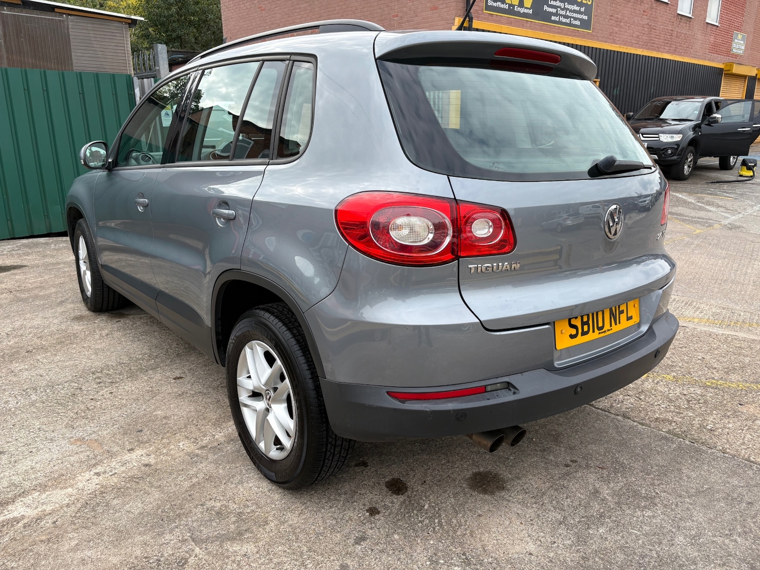 Used Volkswagen Tiguan 2010 for sale - 76170625: Photo 5