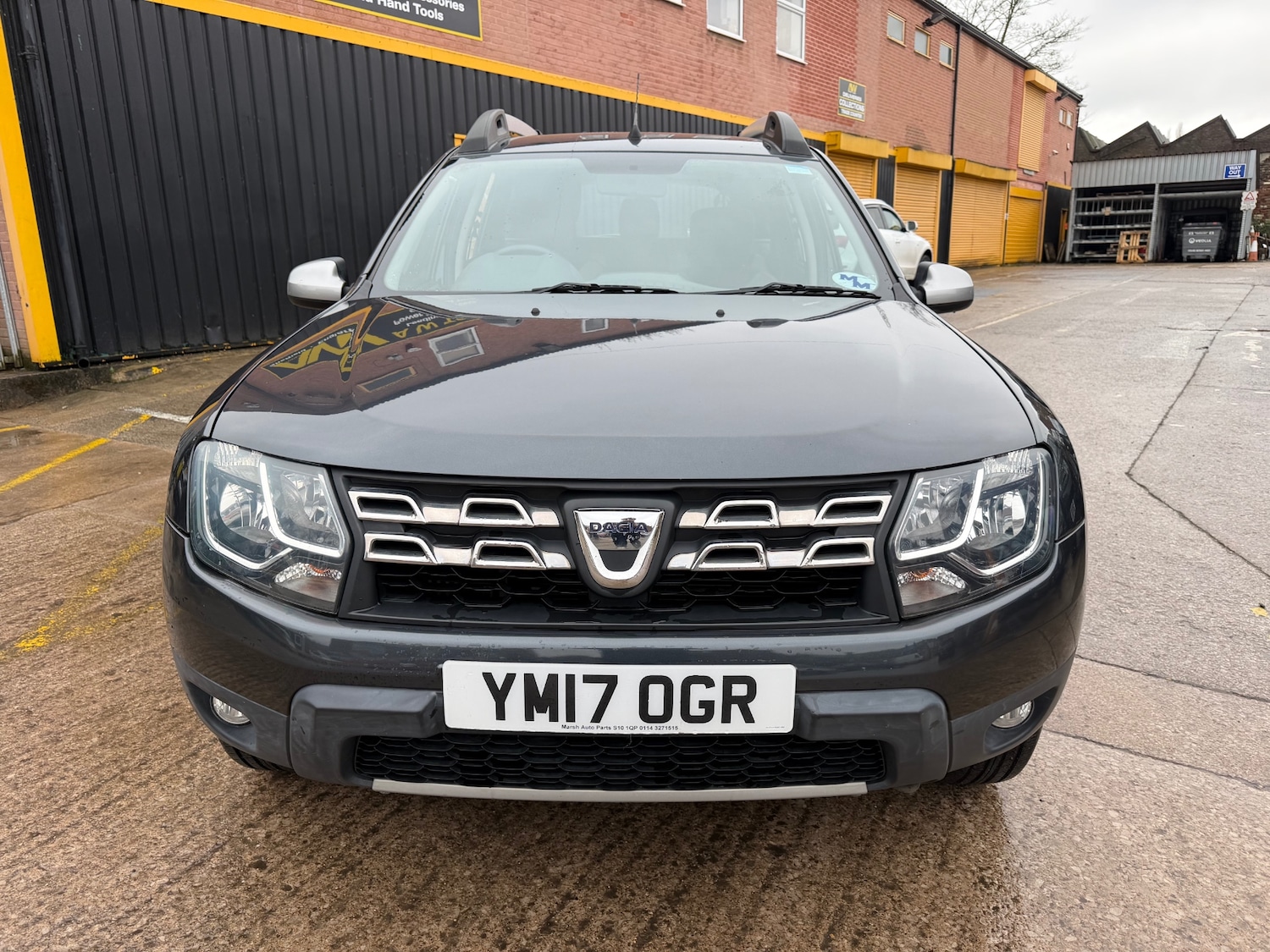 Used Dacia Duster 2017 for sale - 77233999: Photo 2