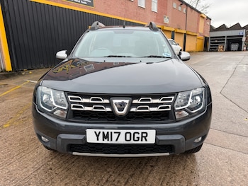 Used Dacia Duster 2017 for sale - 77233999: Photo