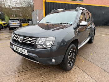 Used Dacia Duster 2017 for sale - 77233999: Photo
