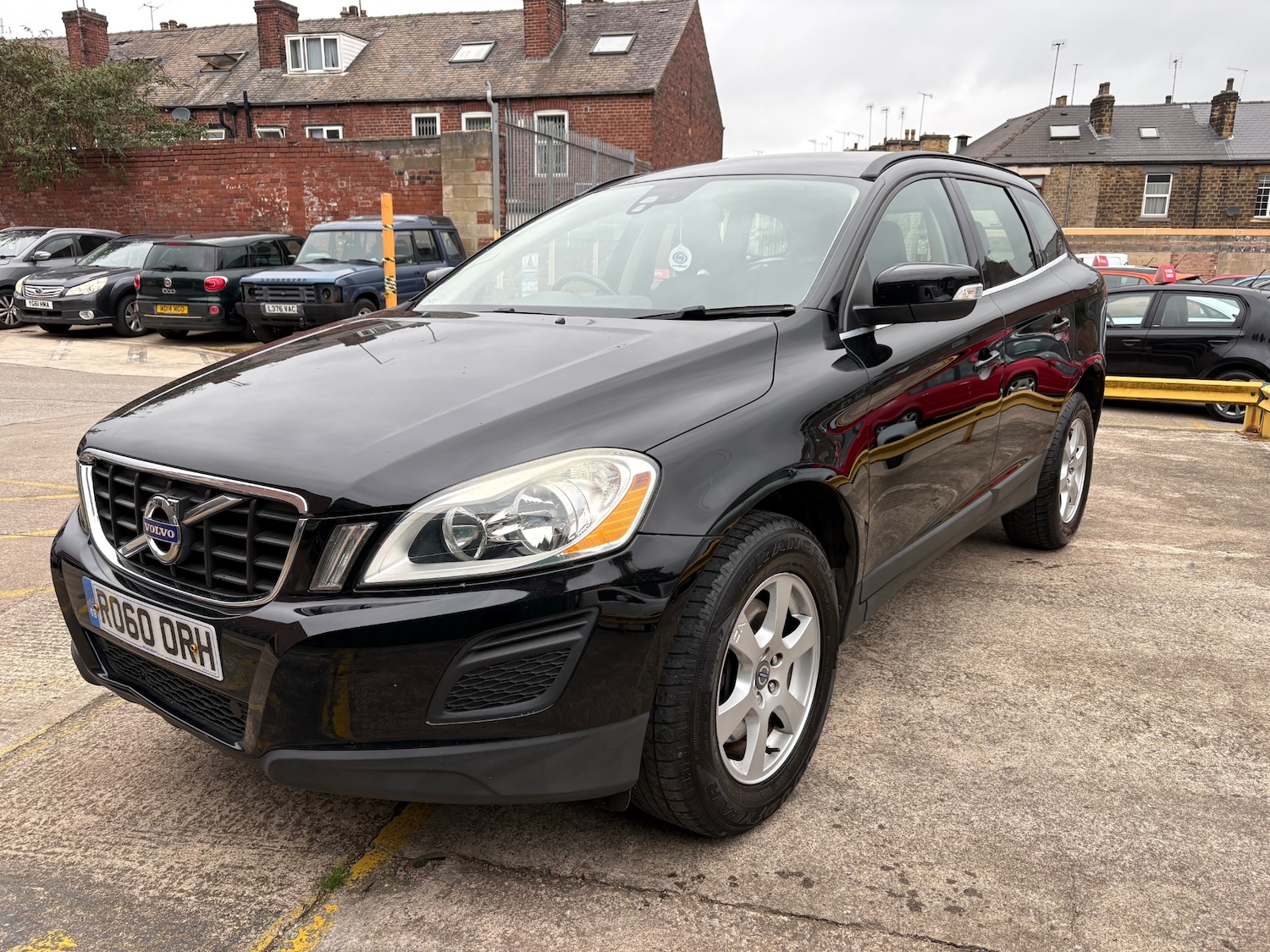 Used Volvo XC60 2010 for sale - 76025887: Photo 3