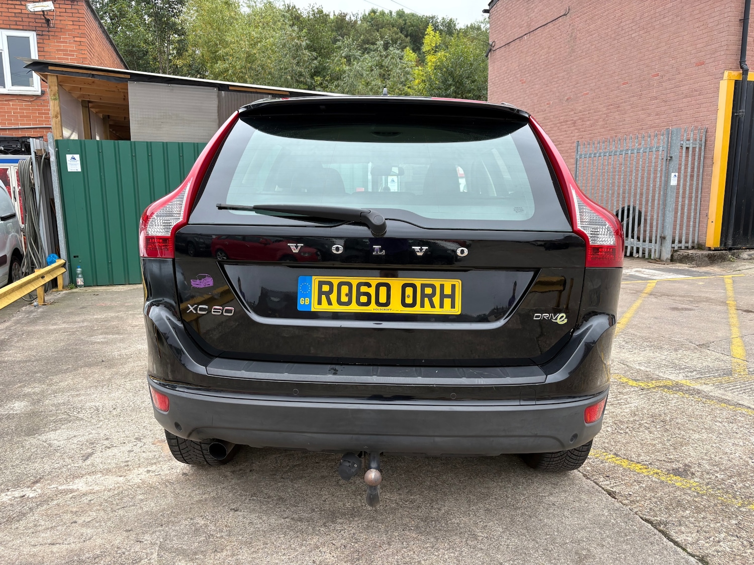 Used Volvo XC60 2010 for sale - 76025887: Photo 6