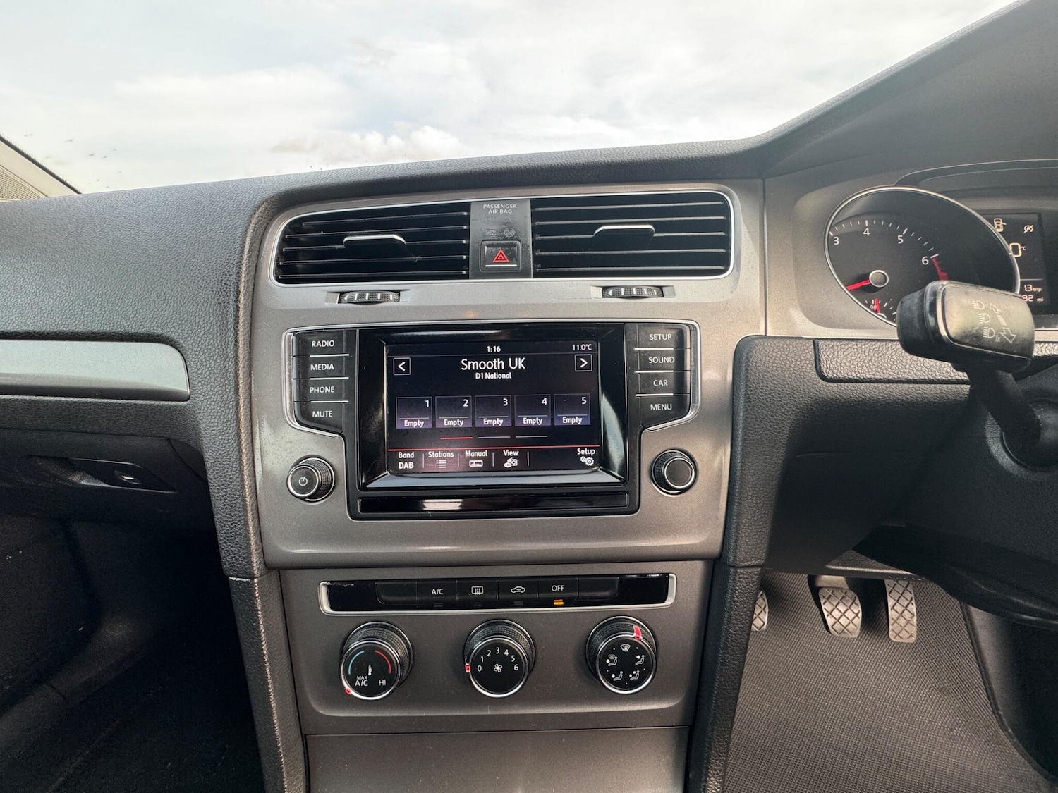 Used Volkswagen Golf 2014 for sale - 76409150: Photo 25