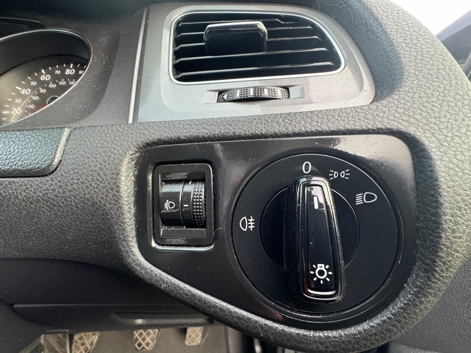 Used Volkswagen Golf 2014 for sale - 76409150: Photo 32